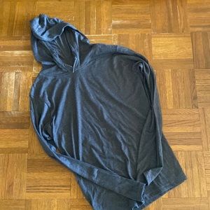 Light weight sweater